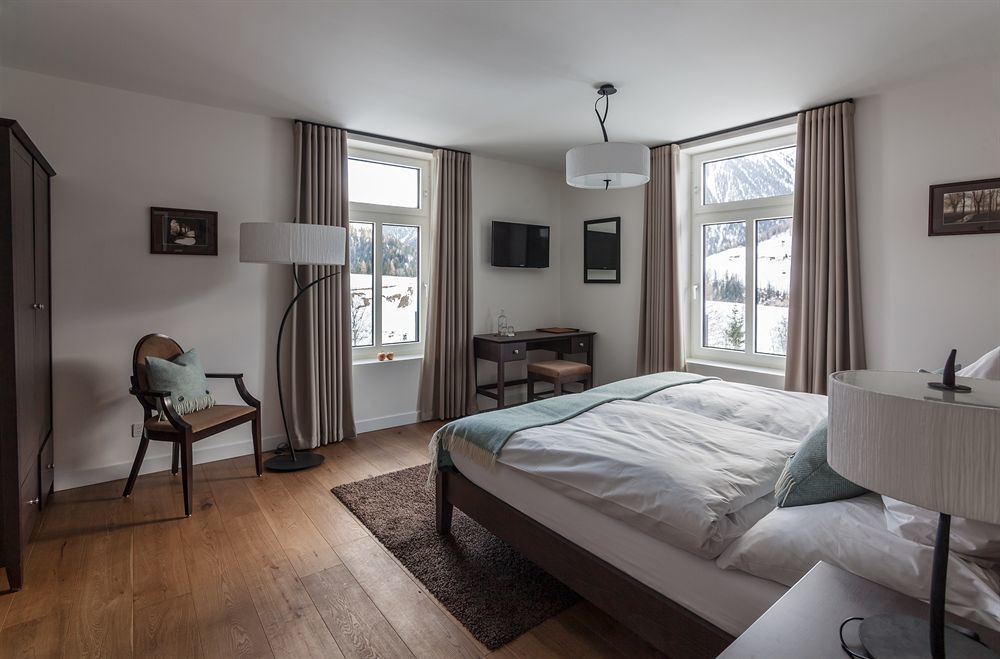 Boutique-Hotel Garni Bellevue Davos Wiesen Buitenkant foto
